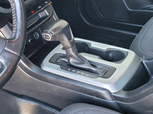 Used 2020 Chevrolet Colorado LT w/ Safety Package image 15