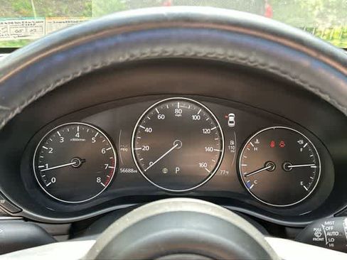 Used 2024 MAZDA MAZDA3 s FWD image 6