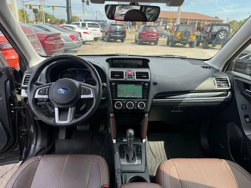 Used 2017 Subaru Forester 2.5i Touring AWD/4WD image 18