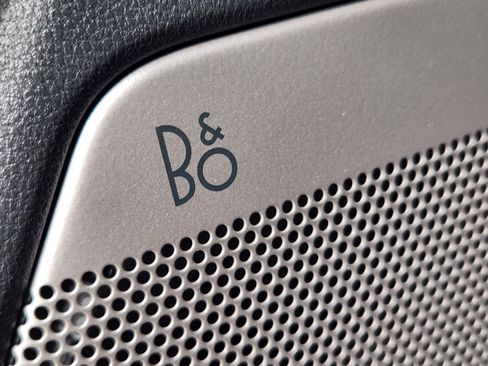 Used 2025 Ford F150 Lariat w/ Equipment Group 501A Mid image 19