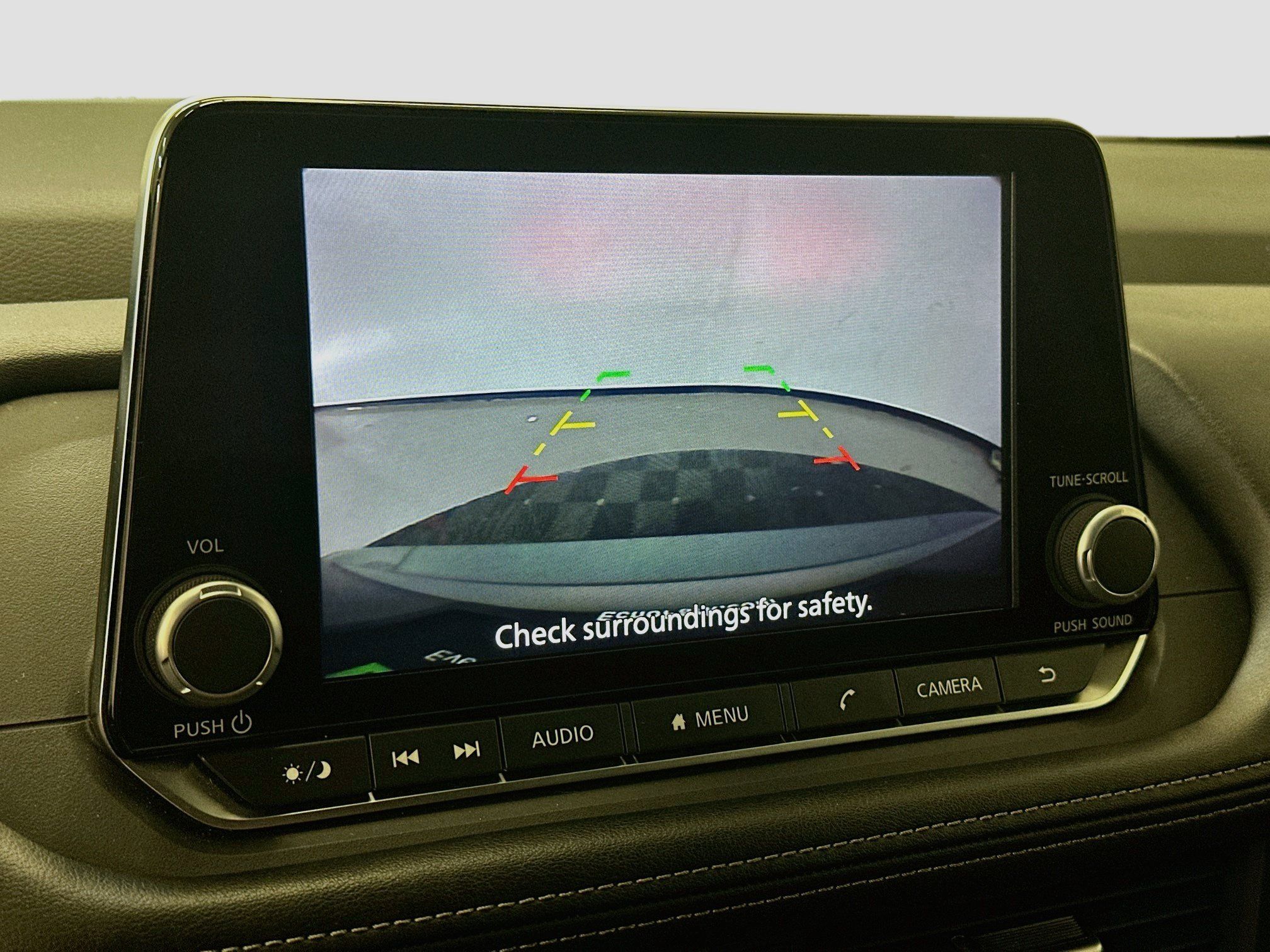 Used 2025 Nissan Rogue SV AWD/4WD image 22
