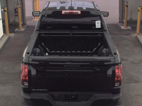Used 2024 Chevrolet Colorado W/T image 5