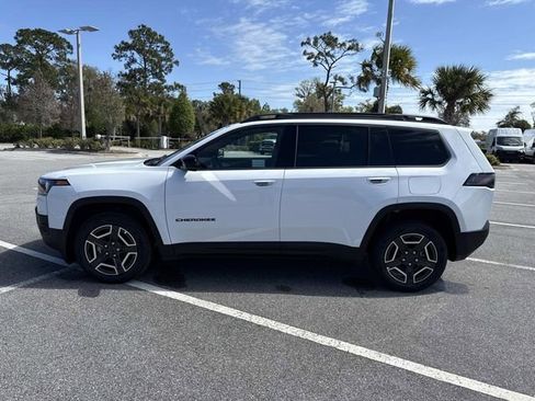 New 2026 Jeep Cherokee Laredo image 6