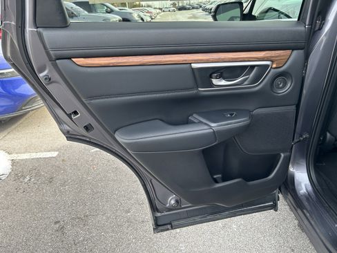 Used 2020 Honda CR-V Touring image 13