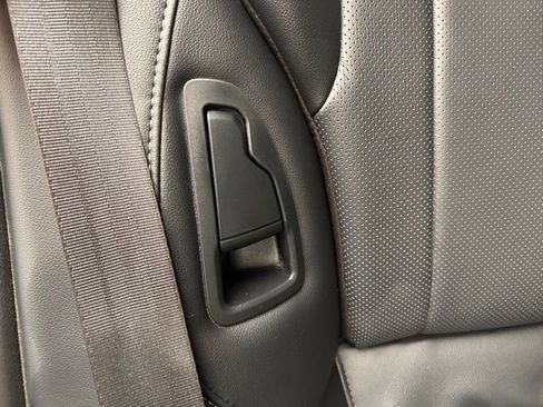 Used 2023 Subaru Outback Limited w/ Popular Package #2 image 43