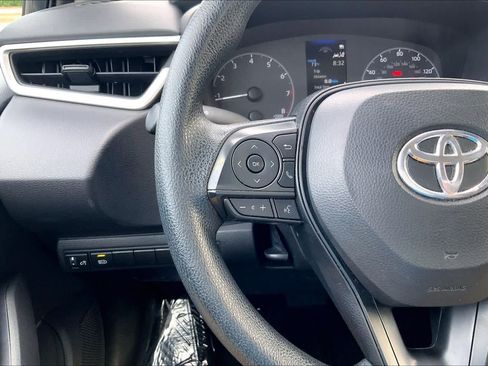 Used 2024 Toyota Corolla LE FWD image 23