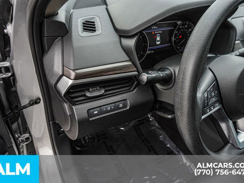 Used 2024 Nissan Altima 2.5 SV image 38