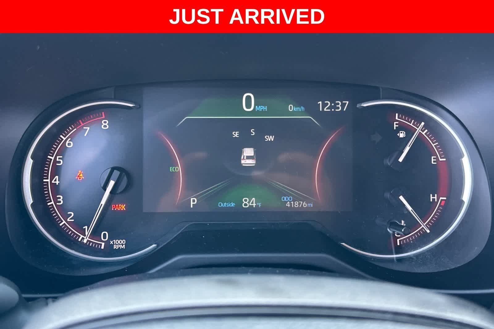 Used 2023 Toyota RAV4 LE AWD/4WD image 24