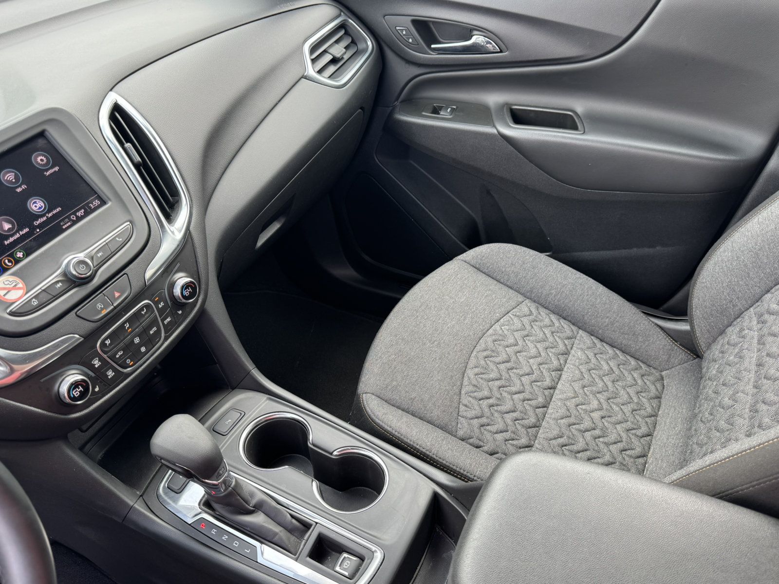 Used 2024 Chevrolet Equinox LT AWD/4WD image 26