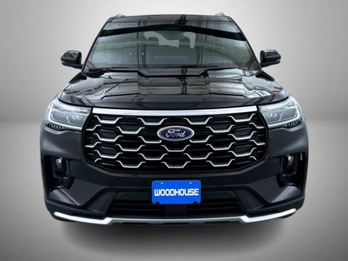Used 2025 Ford Explorer Platinum w/ LUX Leather Package image 2
