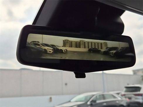 Used 2020 Cadillac Escalade ESV Premium Luxury image 31