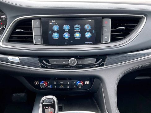 Used 2018 Buick Enclave Premium w/ Experience Buick Package image 30