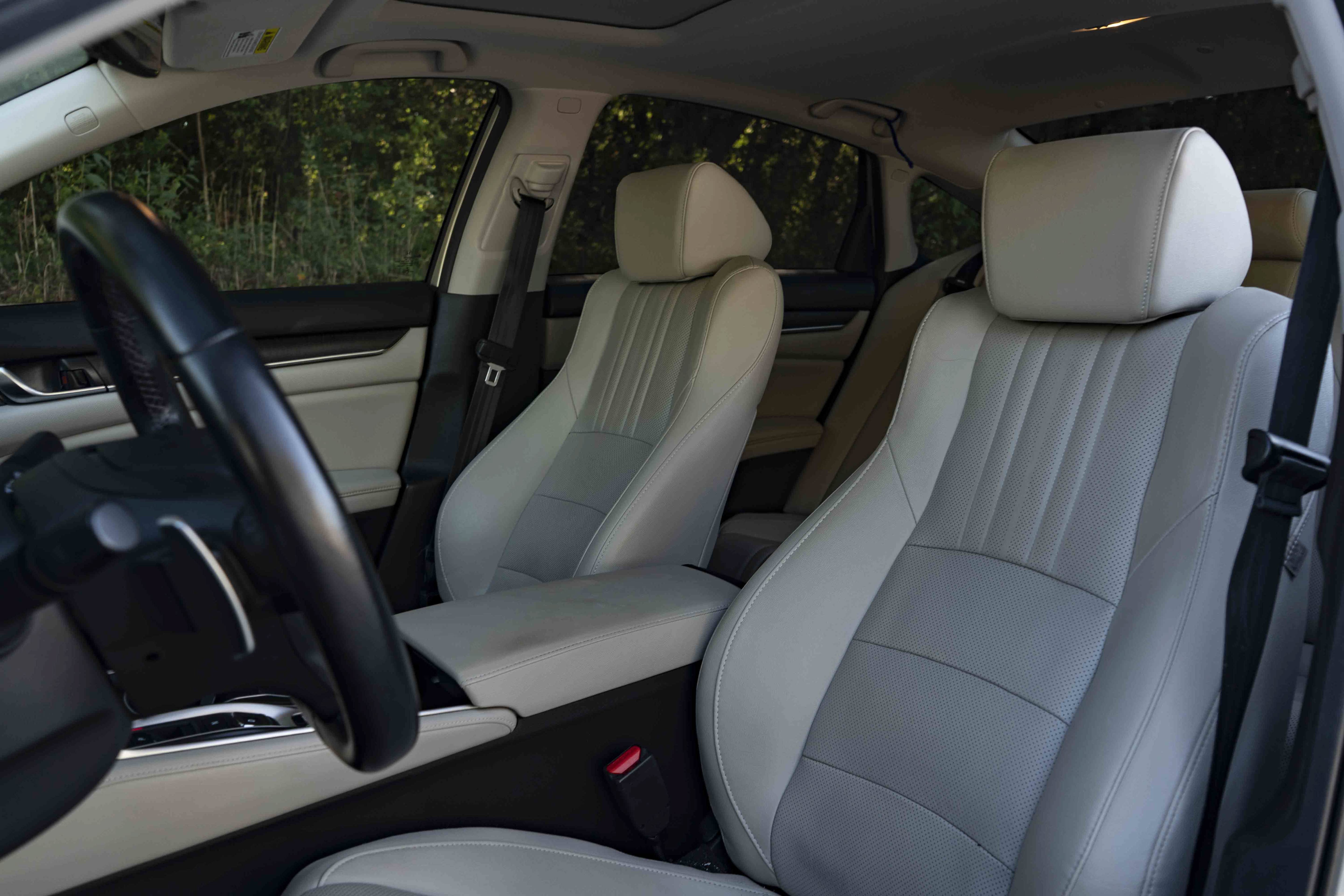 Used 2020 Honda Accord Touring image 17