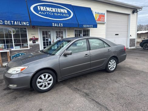Used 2003 Toyota Camry XLE image 4