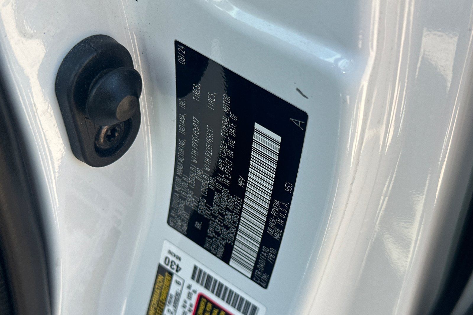 Certified 2024 Toyota Sienna LE AWD/4WD image 38
