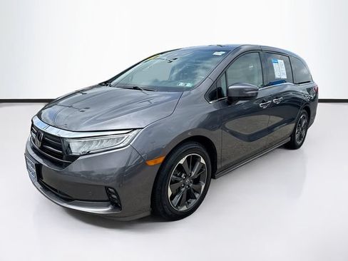 Certified 2024 Honda Odyssey Elite image 3