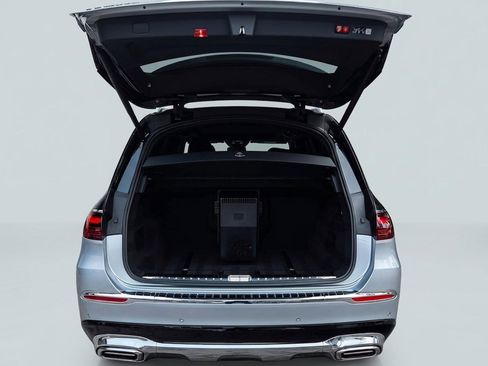 Used 2025 Mercedes-Benz Maybach GLS 600 Maybach GLS 600 image 15