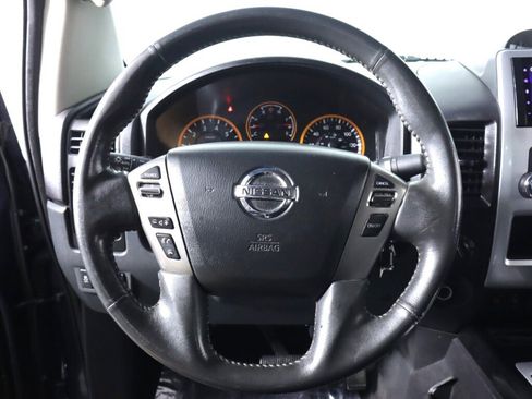 Used 2014 Nissan Titan PRO-4X image 12