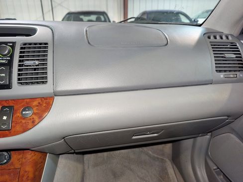 Used 2005 Toyota Camry XLE image 34