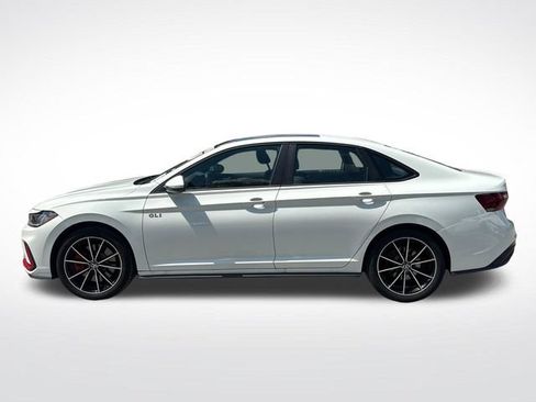Used 2025 Volkswagen Jetta GLI Autobahn FWD image 2