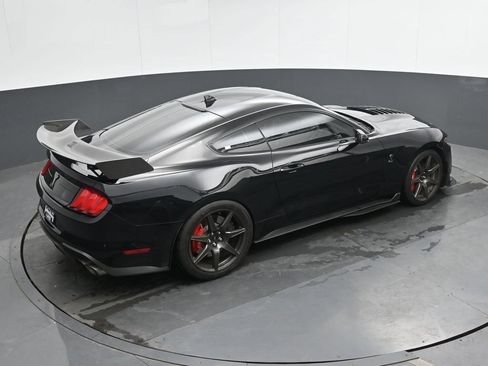 Used 2020 Ford Mustang Shelby GT500 w/ Carbon Fiber Track Pack RWD image 32