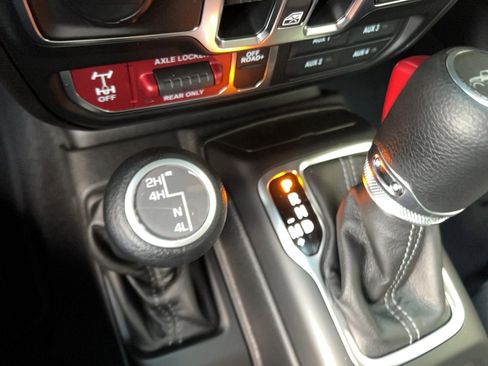 New 2026 Jeep Gladiator Sport image 36