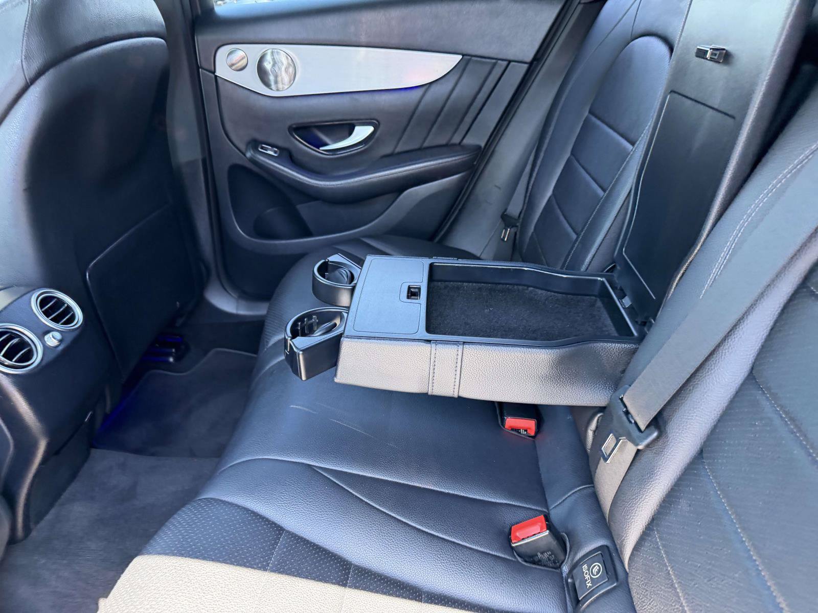 Used 2021 Mercedes-Benz GLC 300 4MATIC Coupe image 13