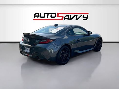 Used 2023 Toyota GR86 Premium w/ ALL Weather Mat Package (TMS) RWD image 7