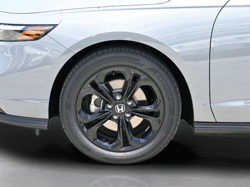 New 2025 Honda Accord SE image 33