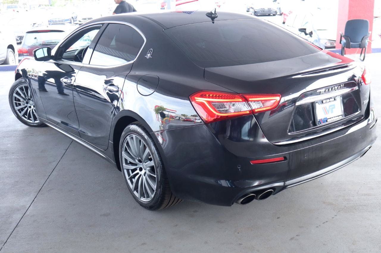 Used 2018 Maserati Ghibli RWD image 7