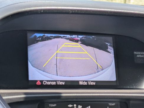 Used 2017 Acura RDX w/ AcuraWatch Plus Package FWD image 21