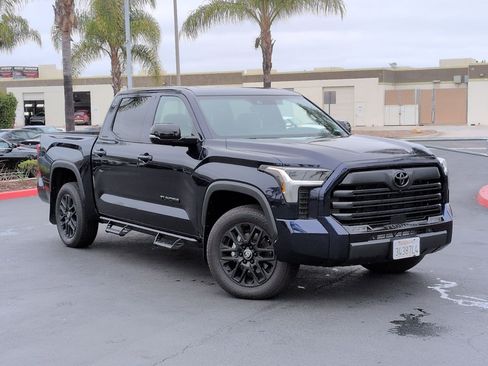 Used 2026 Toyota Tundra Limited AWD/4WD image 2