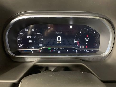 Used 2022 GMC Yukon SLE image 20