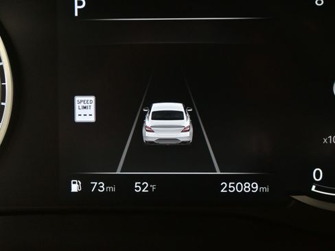 Certified 2024 Genesis G70 2.5T image 27