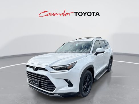 New 2026 Toyota Grand Highlander Limited image 1
