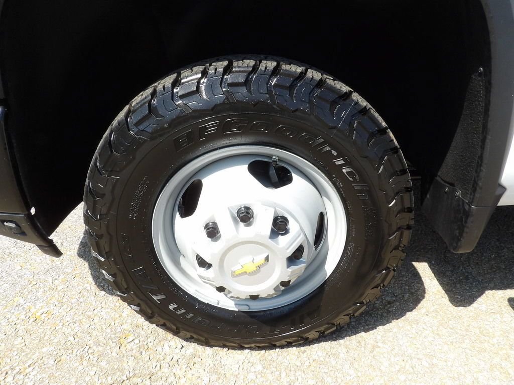 Used 2024 Chevrolet Silverado 3500 W/T w/ Snow Plow Prep Package AWD/4WD image 56