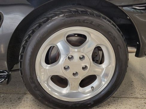 Used 1995 Ford Mustang GT RWD image 7
