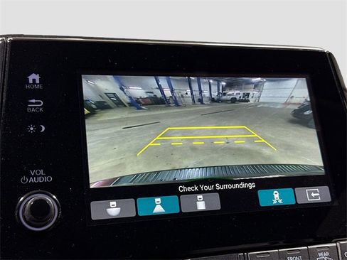 Used 2021 Honda Odyssey Touring image 16