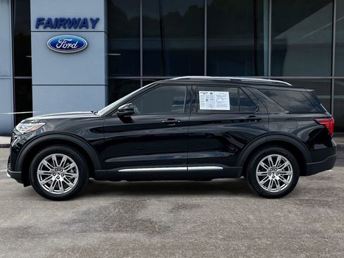 Used 2025 Ford Explorer Platinum image 7