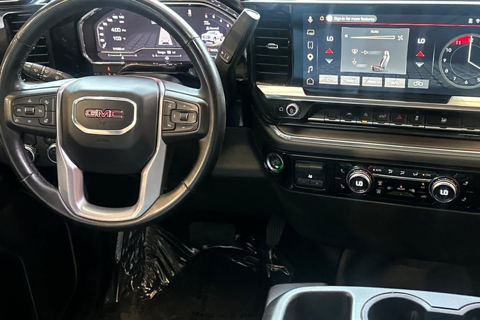 Used 2025 GMC Sierra 1500 SLT RWD image 16