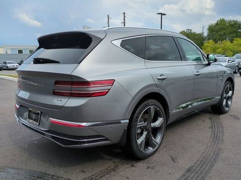 Certified 2025 Genesis GV80 3.5T Prestige AWD/4WD image 4