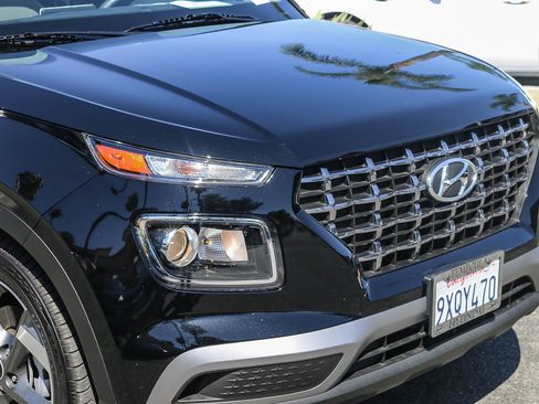 Certified 2024 Hyundai Venue SEL FWD image 13