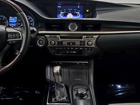 Used 2018 Lexus ES 350 image 14
