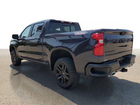 Used 2024 Chevrolet Silverado 1500 LT Trail Boss w/ LT Trail Boss Premium Package image 3