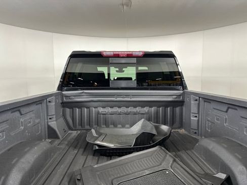 Used 2023 GMC Sierra 2500 Denali w/ Denali Black Diamond Edition image 26