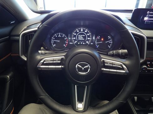 Certified 2025 MAZDA CX-50 Meridian Edition w/ Weather Package AWD/4WD image 28