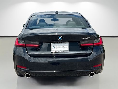 Used 2025 BMW 330i Sedan w/ Parking Assistance Package image 4