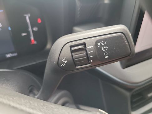 Certified 2026 Ford Maverick XL FWD image 28