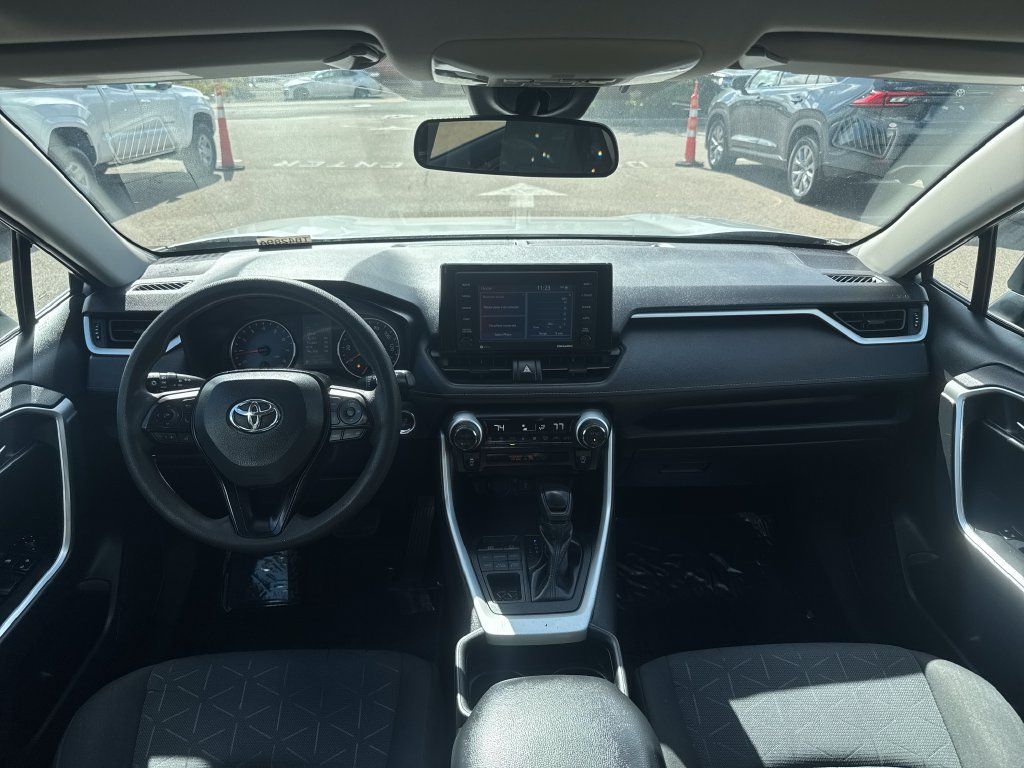 Used 2021 Toyota RAV4 XLE w/ Convenience Package AWD/4WD image 12
