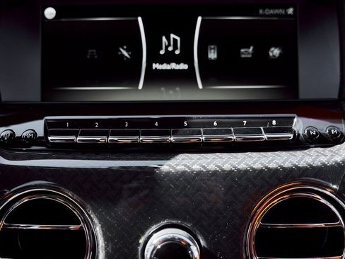 Used 2024 Rolls-Royce Cullinan Black Badge AWD/4WD image 77